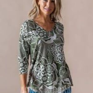 NWT Love Tunic Retro Olive Floral